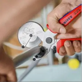 Knipex 90 25 25 Rezač cevi za kompozitne i plastične cevi, Ø 26 mm