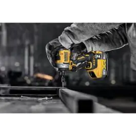 DeWalt DCF860NT Aku udarni zavrtač 18V, bez beterije i punjača